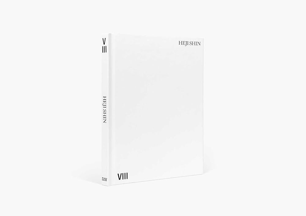 Heji Shin: The Big Nudes