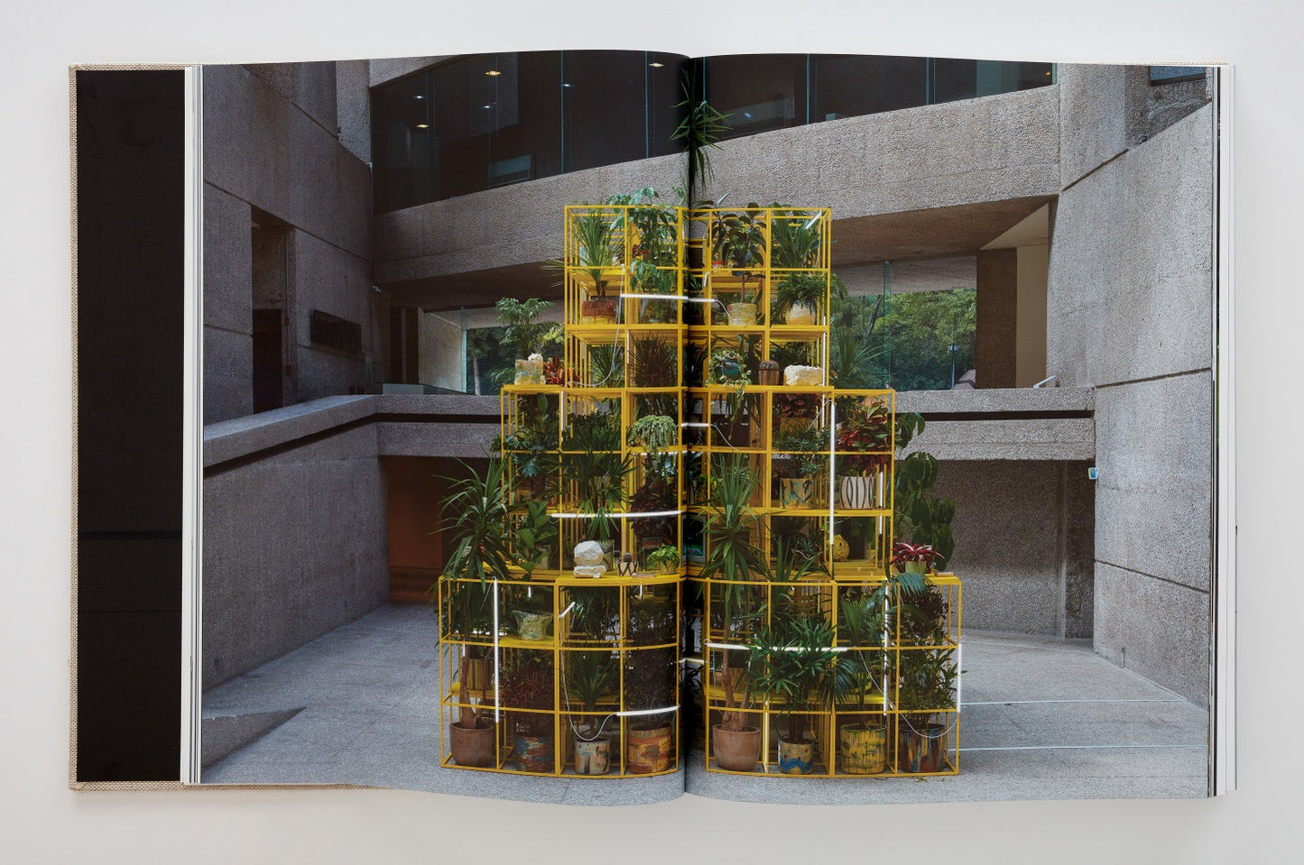 Rashid Johnson: The Hikers